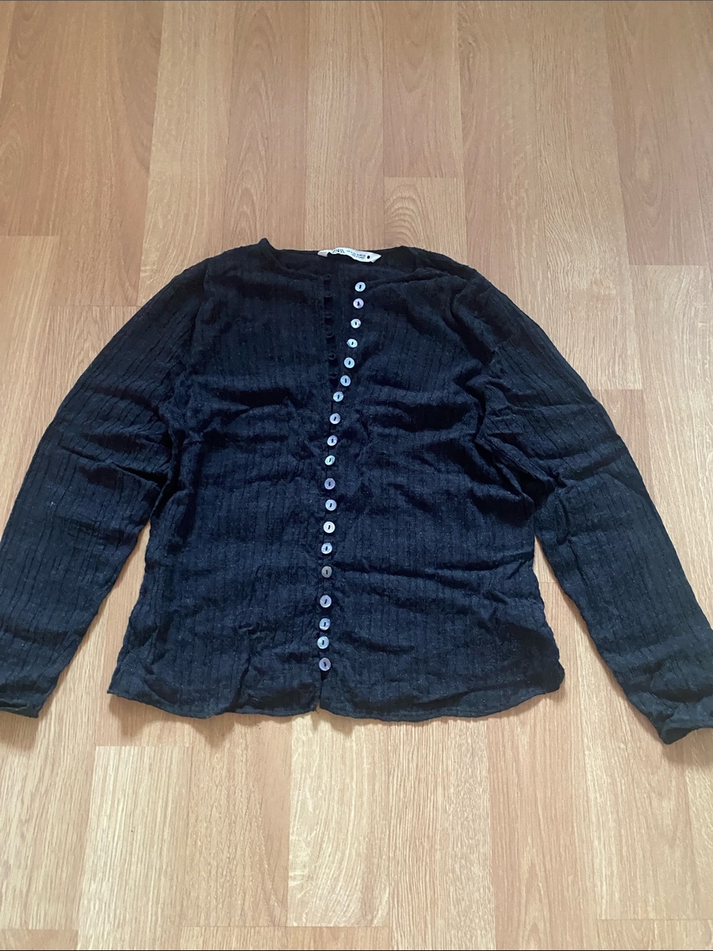 Zara Rustic Dark Gray Button-Front Women's Top, M